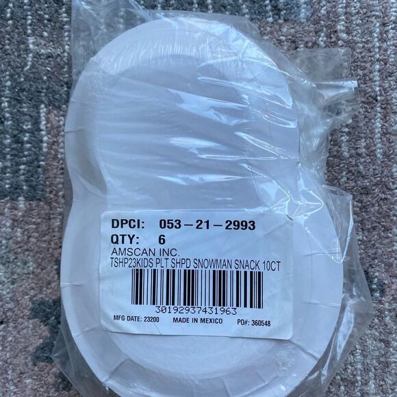 Spritz SnowMan Snack DisposablePaper Plates - Picture 5 of 6